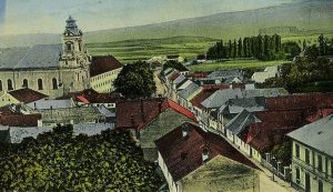Dobový pohľad na Prievidzu aj s piaristickým kláštorom