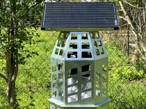 Vedou proti komárom