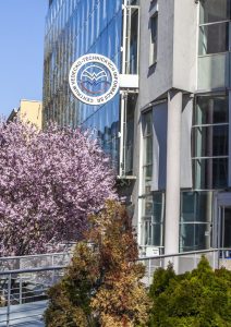 Vstup do budovy CVTI SR