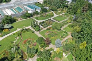 Pohľad na botanickú záhradu zhora