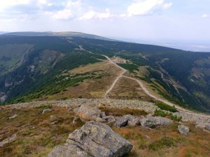 Horské chodníky po vrchole