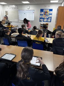 Moderná trieda počas vyučovania