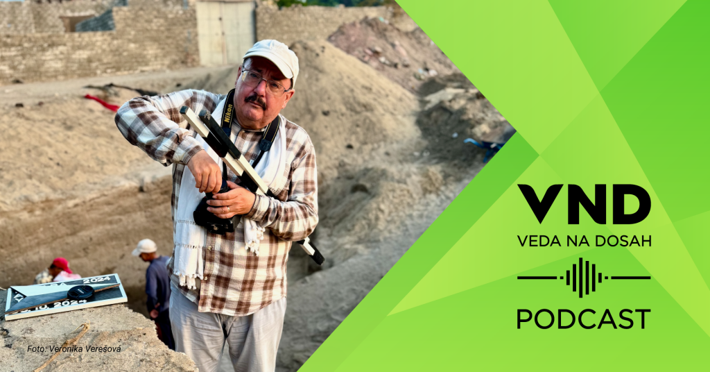 Vizuál k podcastu s Jozefom Hudecom