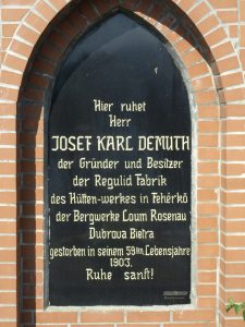 Náhrobný kameň Josefa Karla Demutha v nemeckom jazyku