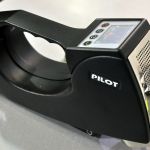 Zariadenie Pilot-M1 Premium – ručný neutrónový skener.